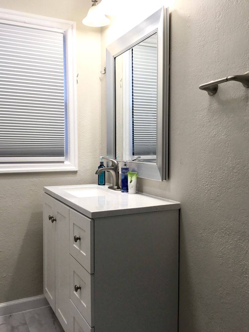 Apartment for rent at 683-685 N First Ave, Stayton, OR 97383