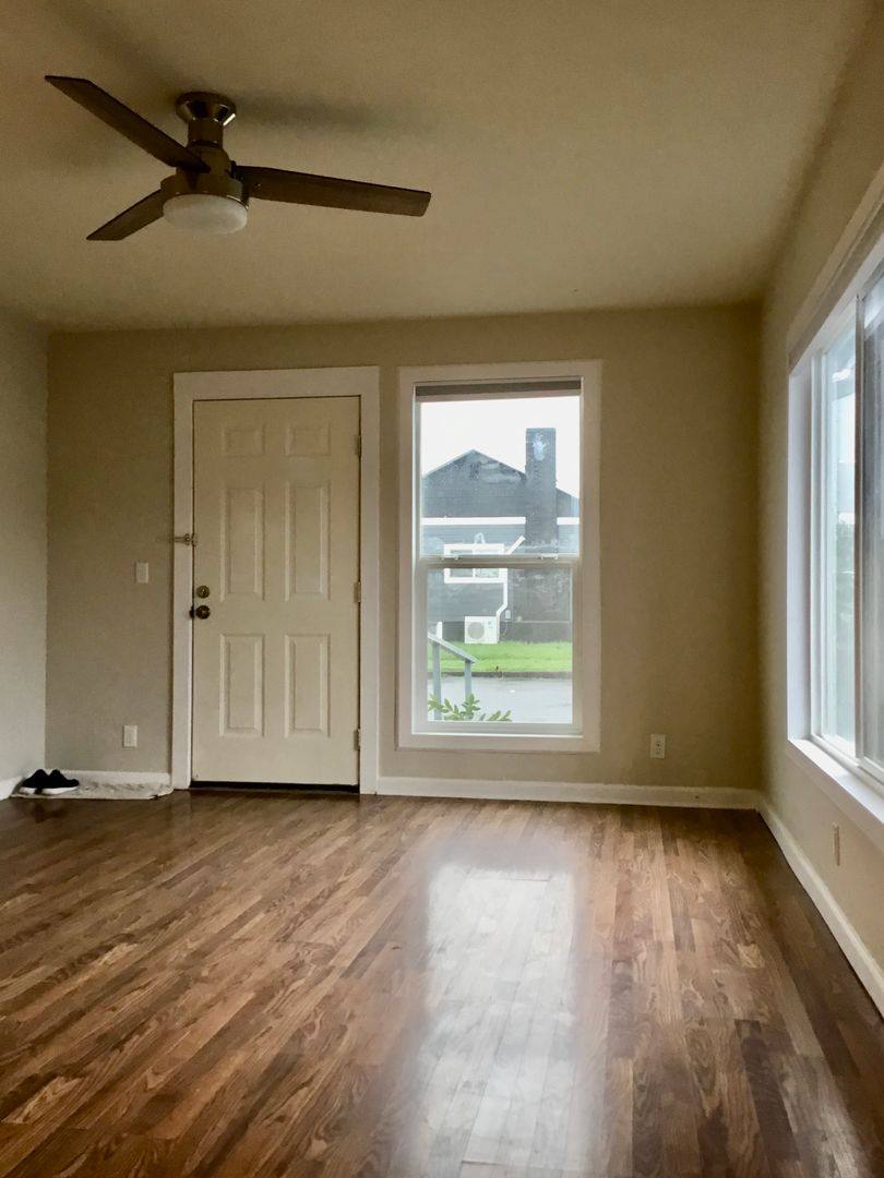 Apartment for rent at 683-685 N First Ave, Stayton, OR 97383