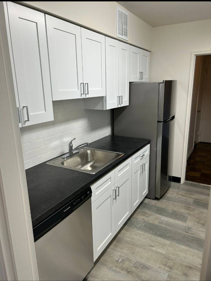 Apartment for rent at 1500 Hamilton St, Allentown, PA 18102