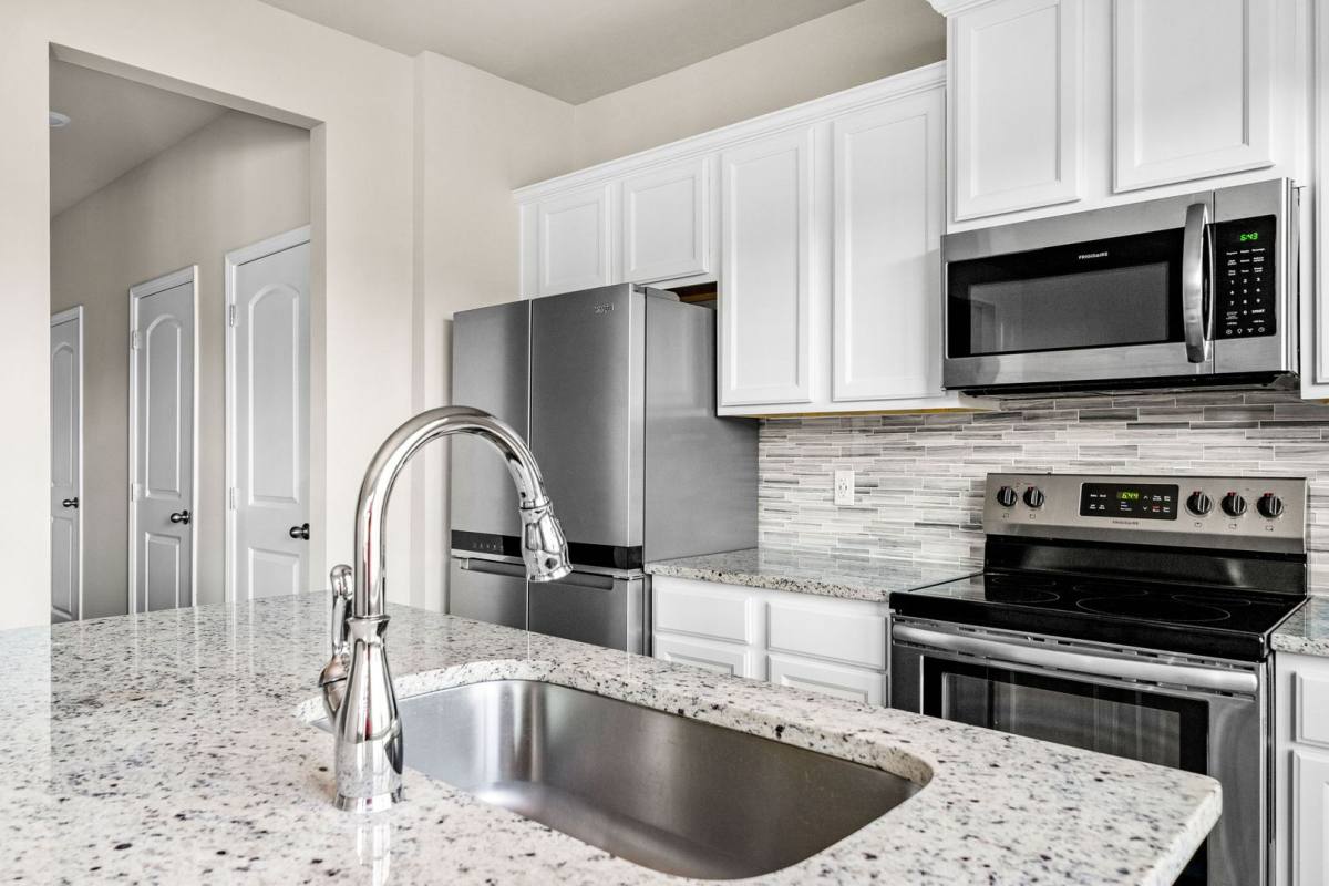 Townhouse for rent at 217 Whitetail Circle, Canton, GA 30115