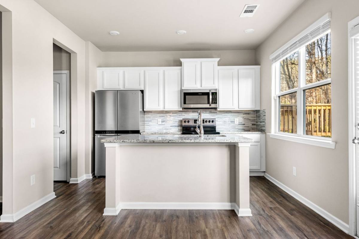 Townhouse for rent at 217 Whitetail Circle, Canton, GA 30115