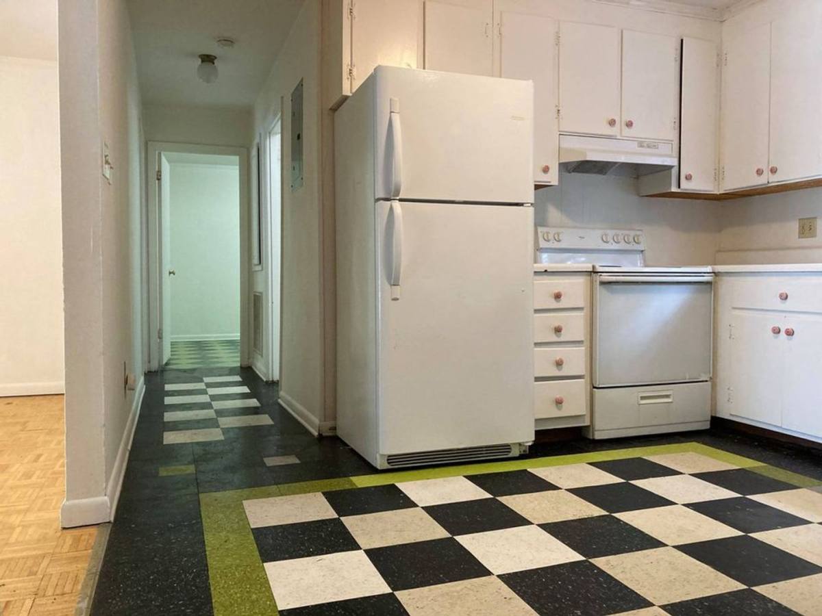 Apartment for rent at 503 N Greensboro St, Carrboro, NC 27510