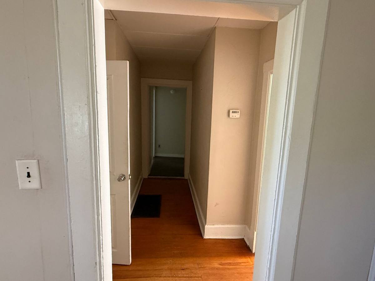 House for rent at 17 Poplar Ave, Newark, OH 43055