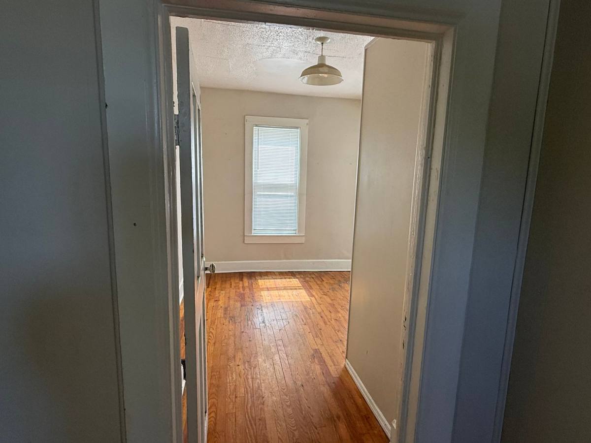 House for rent at 17 Poplar Ave, Newark, OH 43055