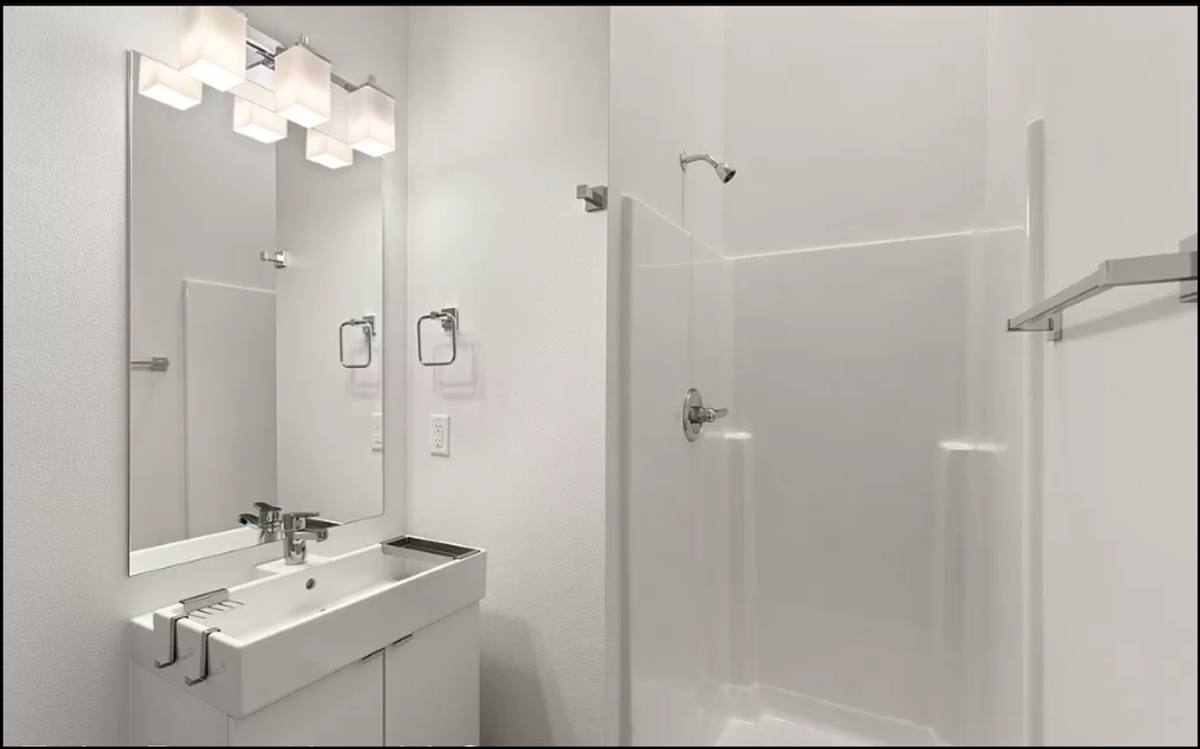 Apartment for rent at 1524 N Sumner St, Portland, OR 97217