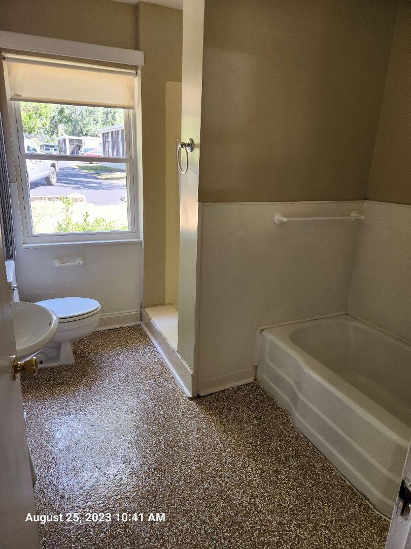 House for rent at 531 E Miracle Strip Pk #11, Mary Esther, FL 32569