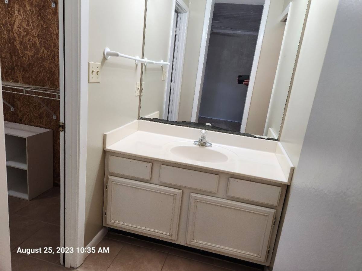 House for rent at 531 E Miracle Strip Pk #11, Mary Esther, FL 32569