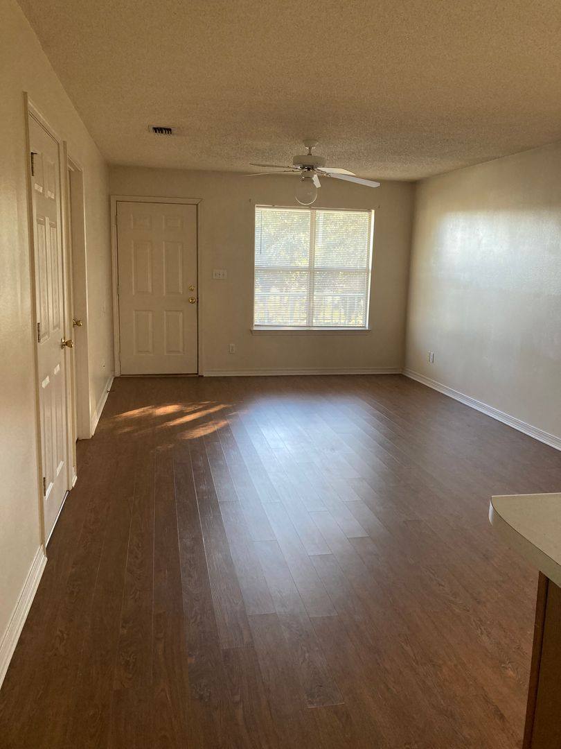 Apartment for rent at 587 Florosa Court, Mary Esther, FL 32569