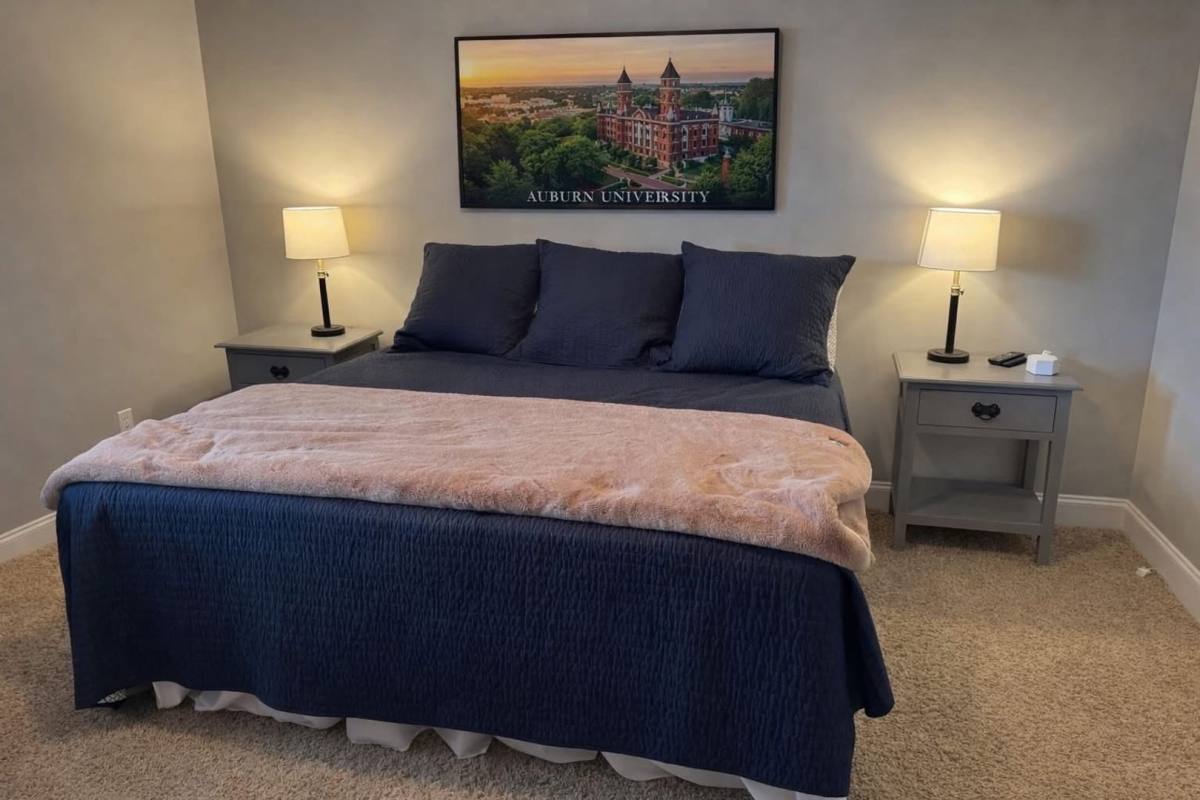 Condo for rent at 836 W Glenn Ave, Auburn, AL 36832