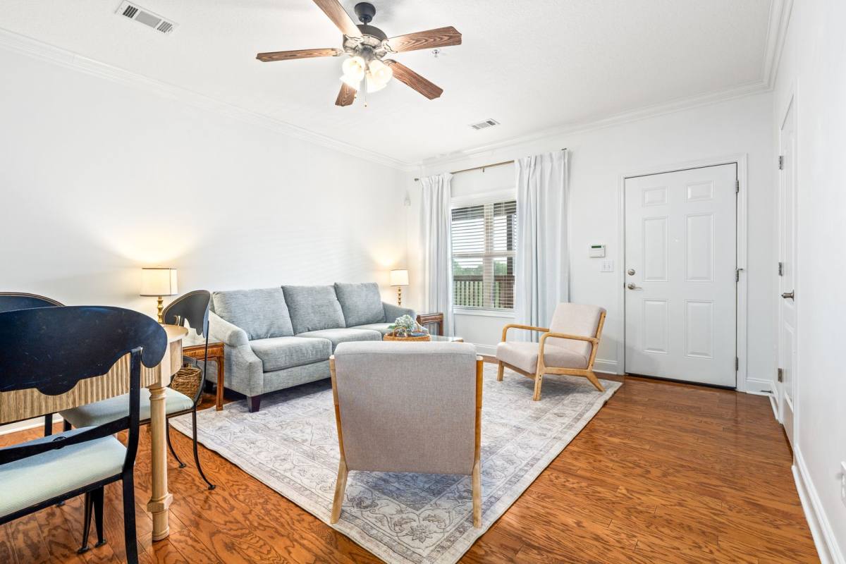 Condo for rent at 836 W Glenn Ave, Auburn, AL 36832