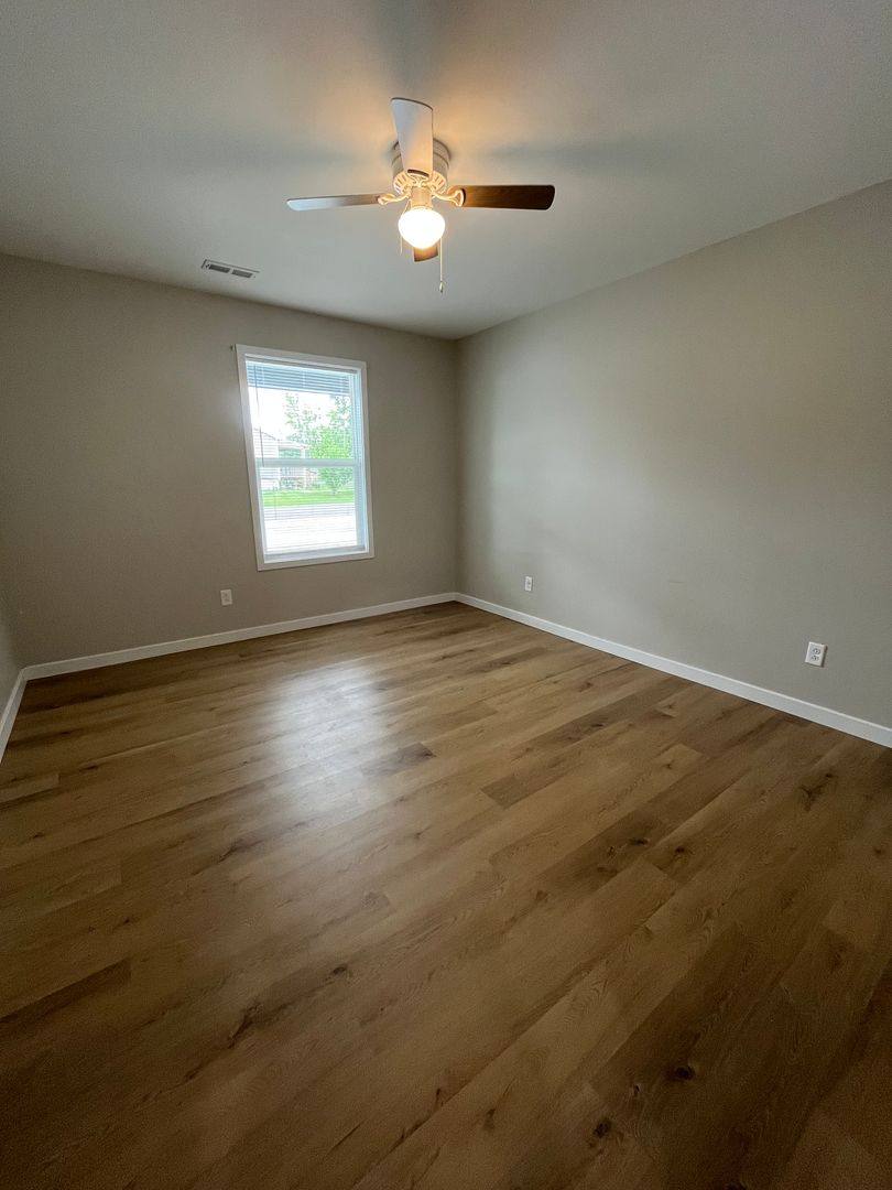 Apartment for rent at 225, 239, 251 S Park, Sullivan, MO 63080