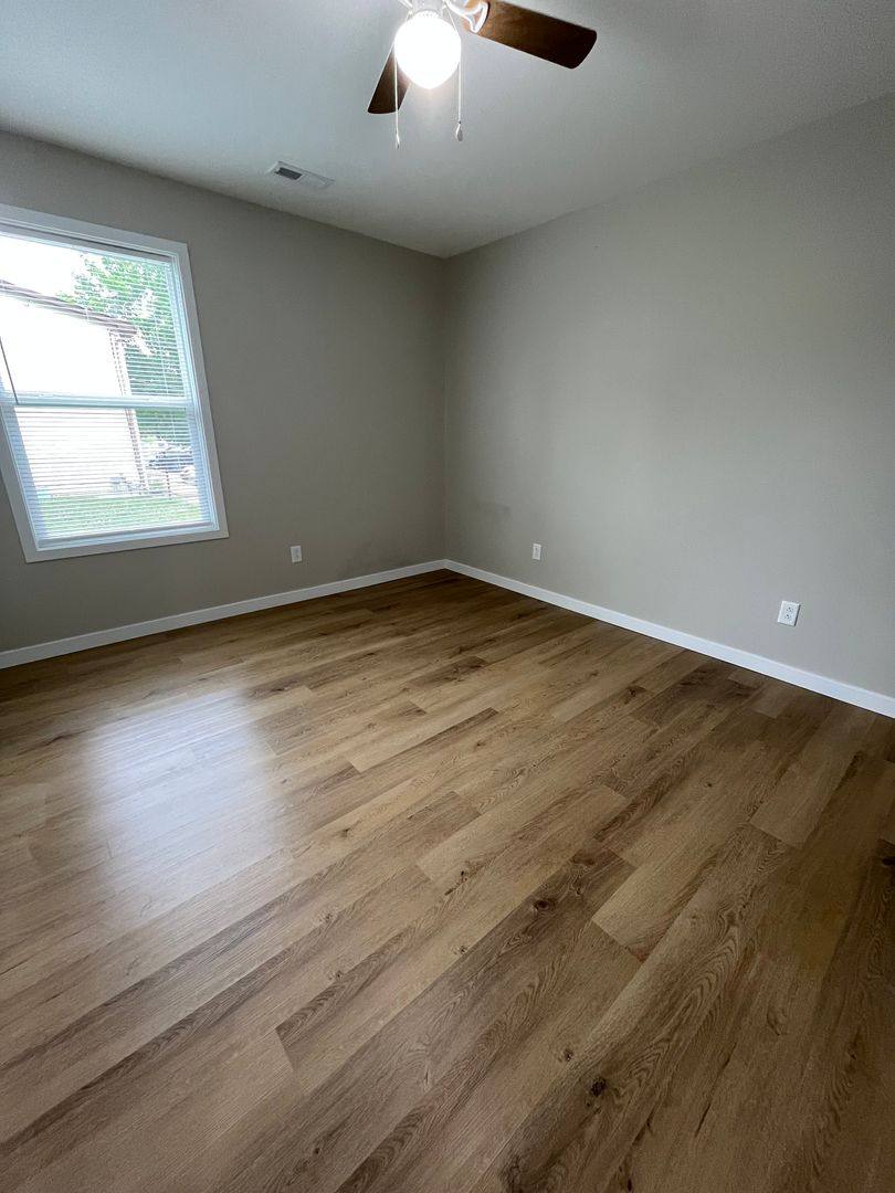 Apartment for rent at 225, 239, 251 S Park, Sullivan, MO 63080