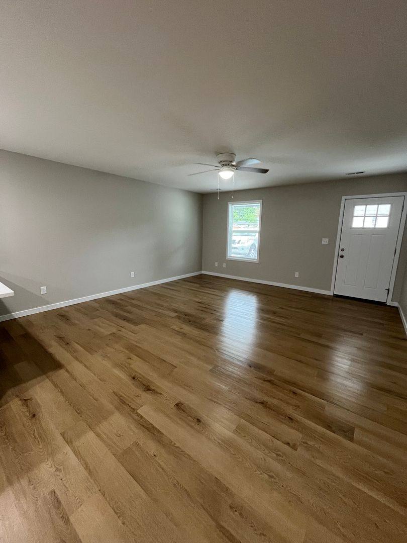 Apartment for rent at 225, 239, 251 S Park, Sullivan, MO 63080