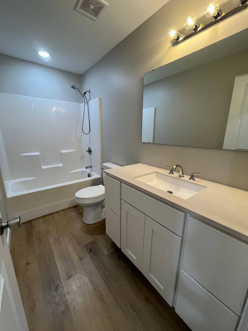 Apartment for rent at 225, 239, 251 S Park, Sullivan, MO 63080