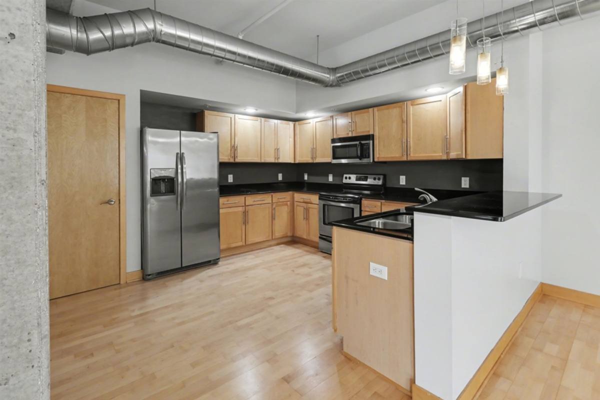 Apartment for rent at 119 4th St, Des Moines, IA 50309