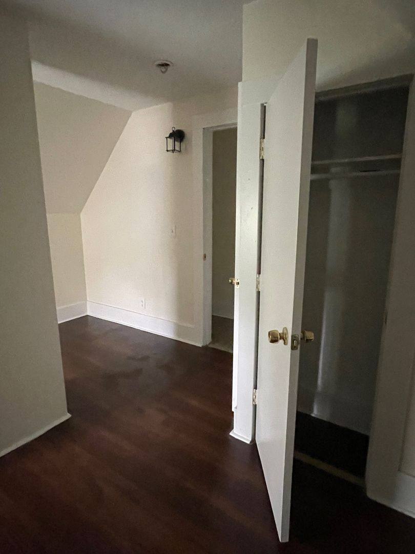 Apartment for rent at 41 Clarendon St, Springfield, MA 01109