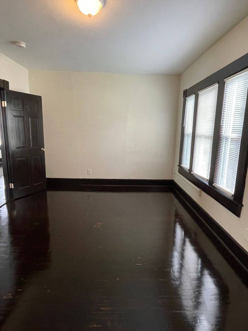 Apartment for rent at 41 Clarendon St, Springfield, MA 01109