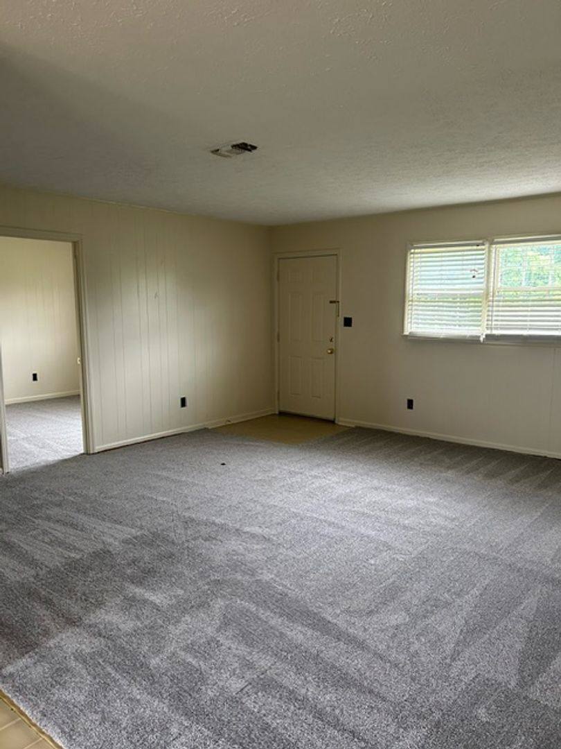 Apartment for rent at 1128 Jamerson Rd, Danville, VA 24540