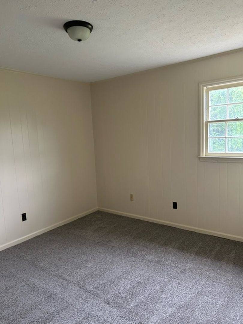 Apartment for rent at 1128 Jamerson Rd, Danville, VA 24540