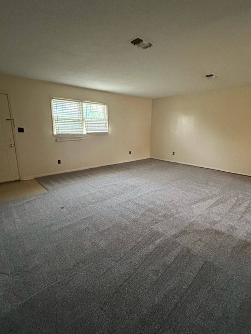 Apartment for rent at 1128 Jamerson Rd, Danville, VA 24540