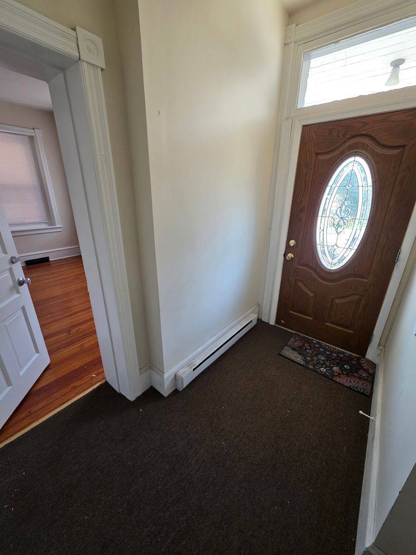 Apartment for rent at 5 Huntingdon Pike, Jenkintown, PA 19046