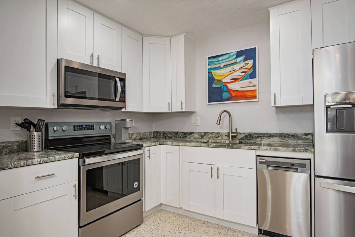 Apartment for rent at 380 3rd St S, Safety Harbor, FL 34695