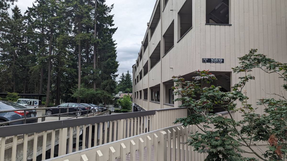 Condo for rent at 10819 NE 37th Place, Bellevue, WA 98004