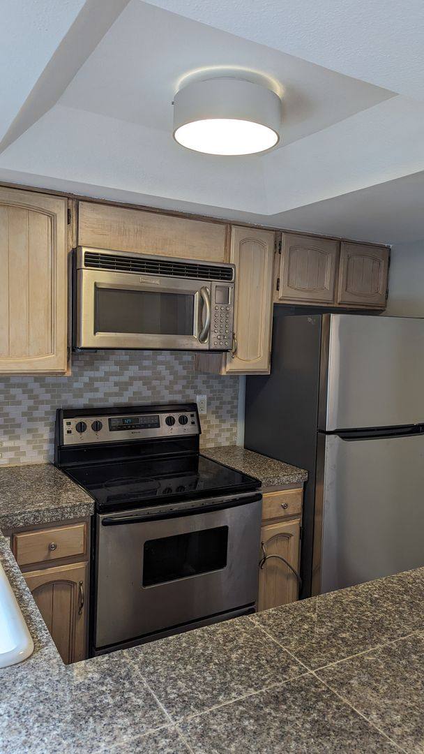 Condo for rent at 10819 NE 37th Place, Bellevue, WA 98004