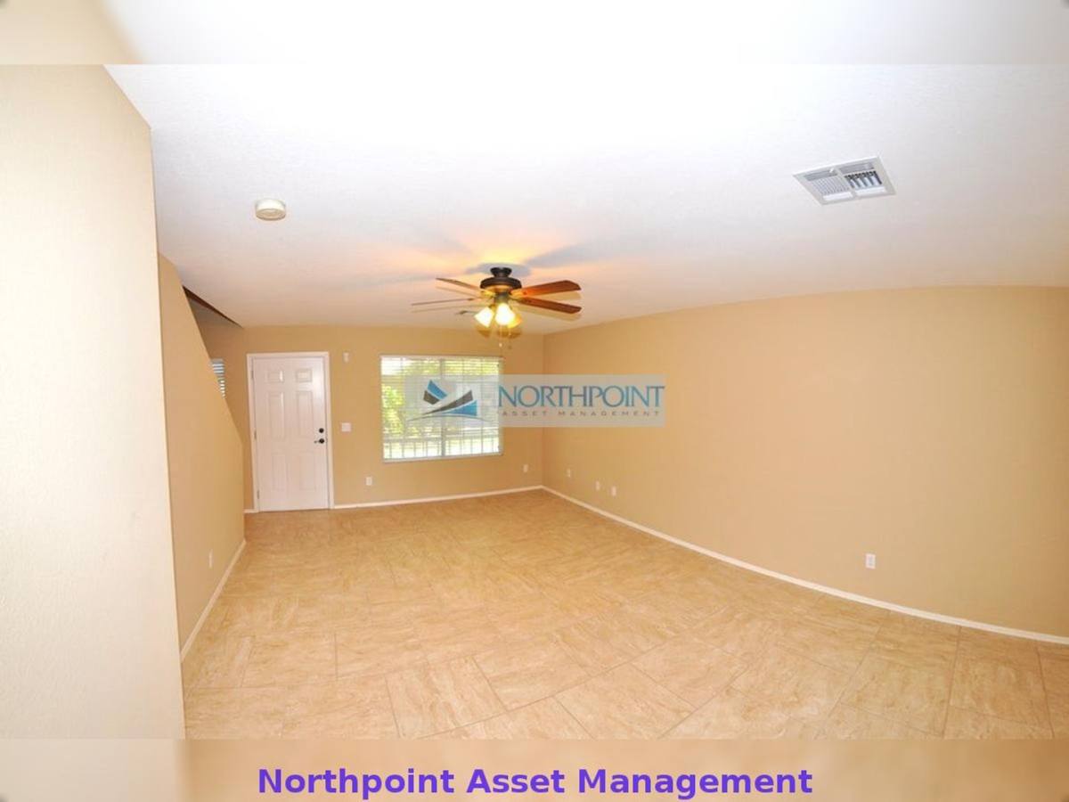 Townhouse for rent at 10101 N 91st Ave, Peoria, AZ 85345