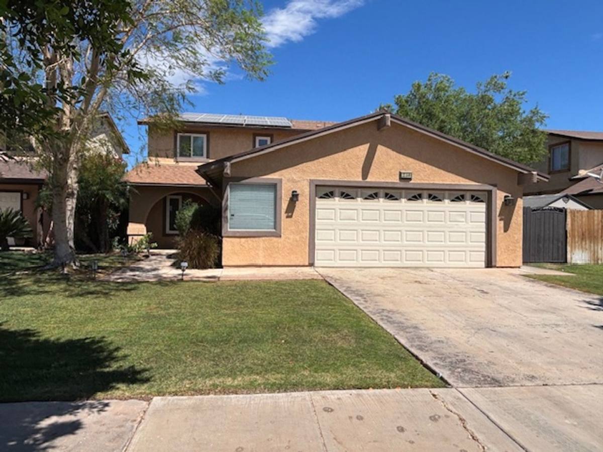 House for rent at 2150 W Hamilton Ave, El Centro, CA 92243