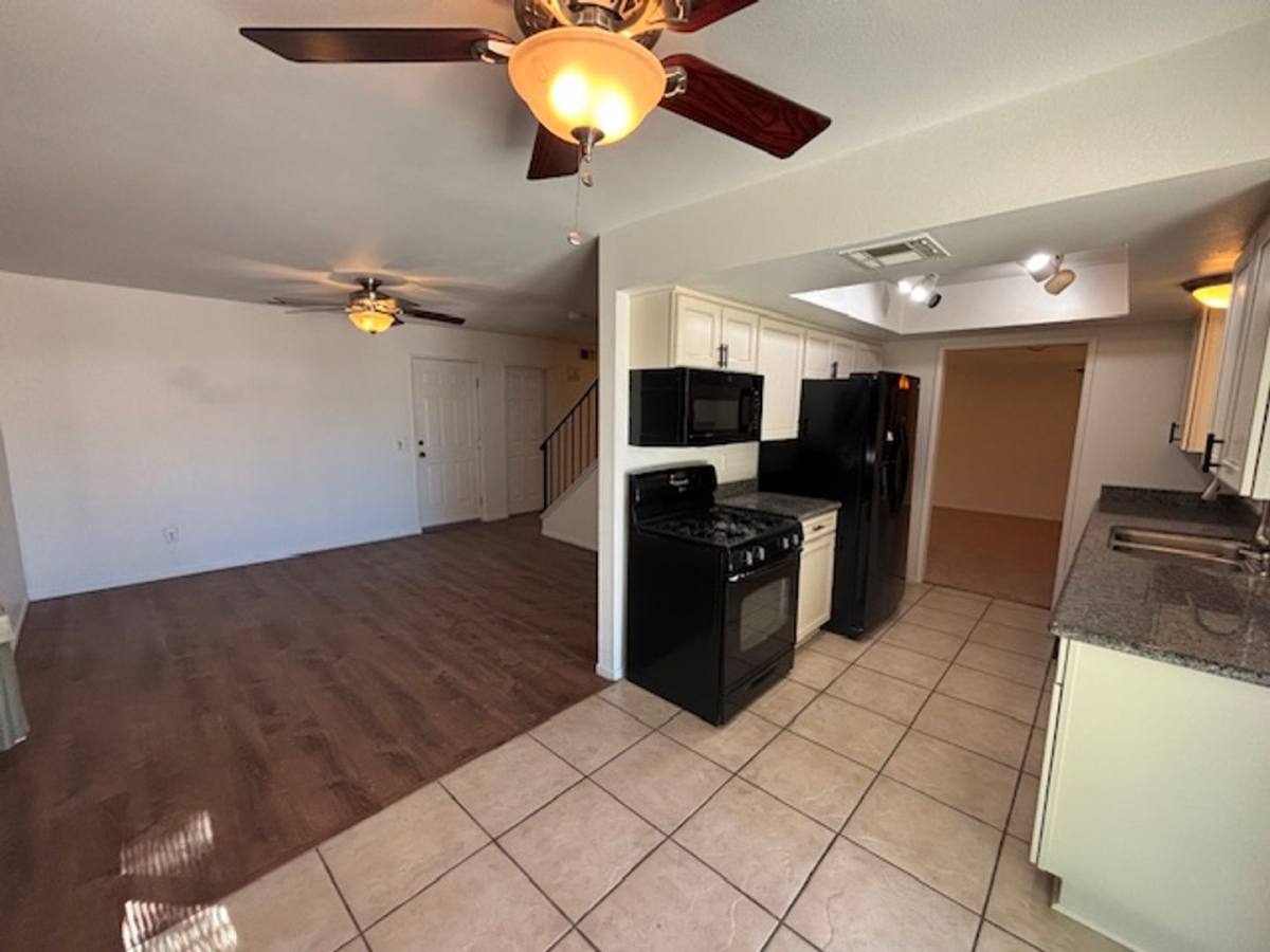 House for rent at 2150 W Hamilton Ave, El Centro, CA 92243