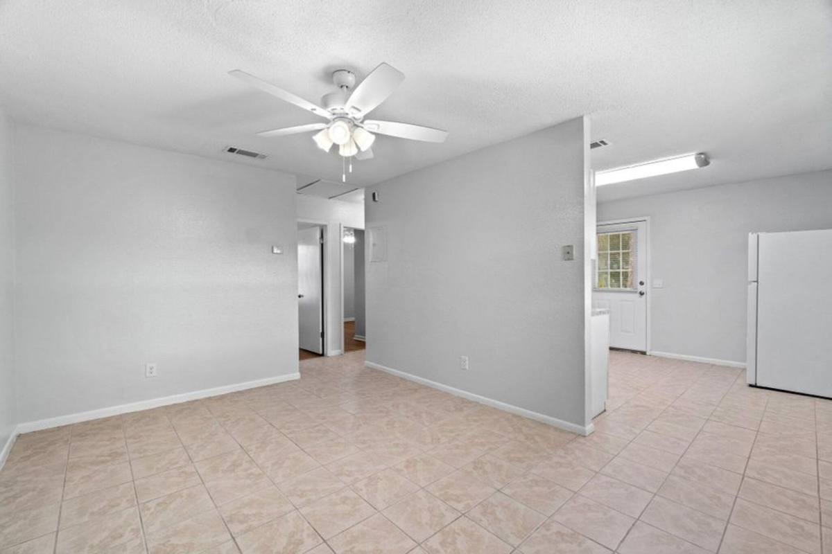 House for rent at 248 Four Mile Rd E, Freeport, FL 32439