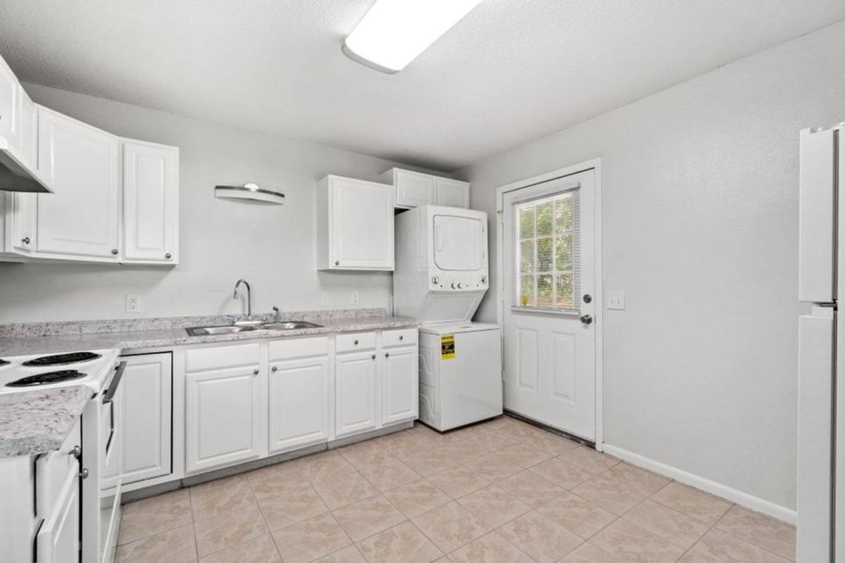 House for rent at 248 Four Mile Rd E, Freeport, FL 32439