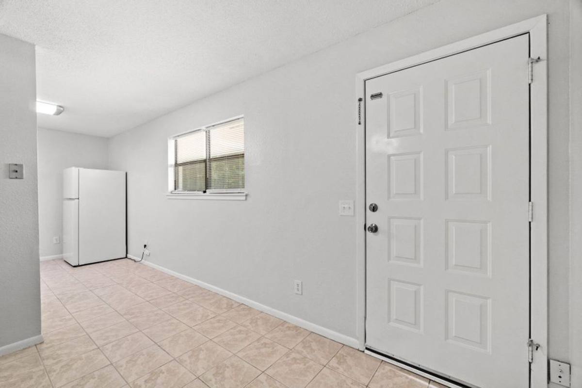 House for rent at 248 Four Mile Rd E, Freeport, FL 32439