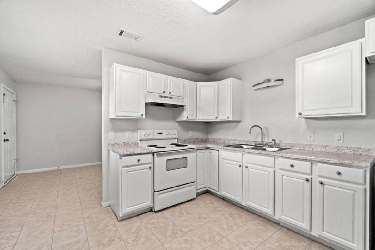 House for rent at 248 Four Mile Rd E, Freeport, FL 32439