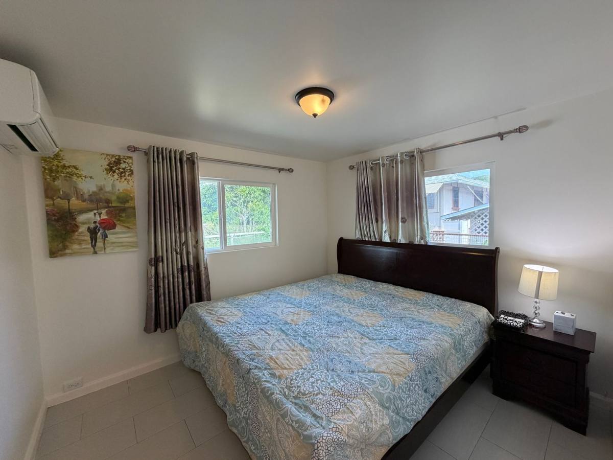 Apartment for rent at 3346 Kanaina Ave, Honolulu, HI 96815