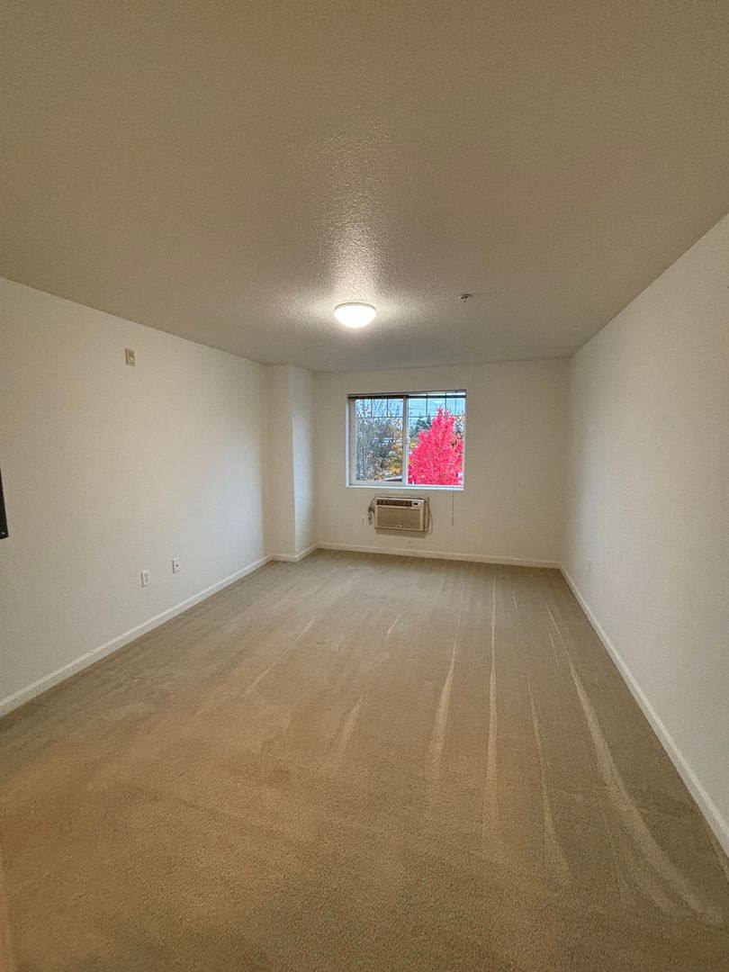 Apartment for rent at 730 NW 185th Ave, Beaverton, OR 97006