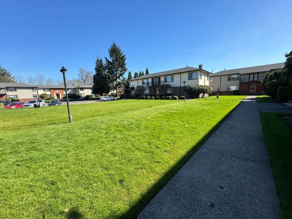 Apartment for rent at 1913 NE 73rd Ave, Portland, OR 97213
