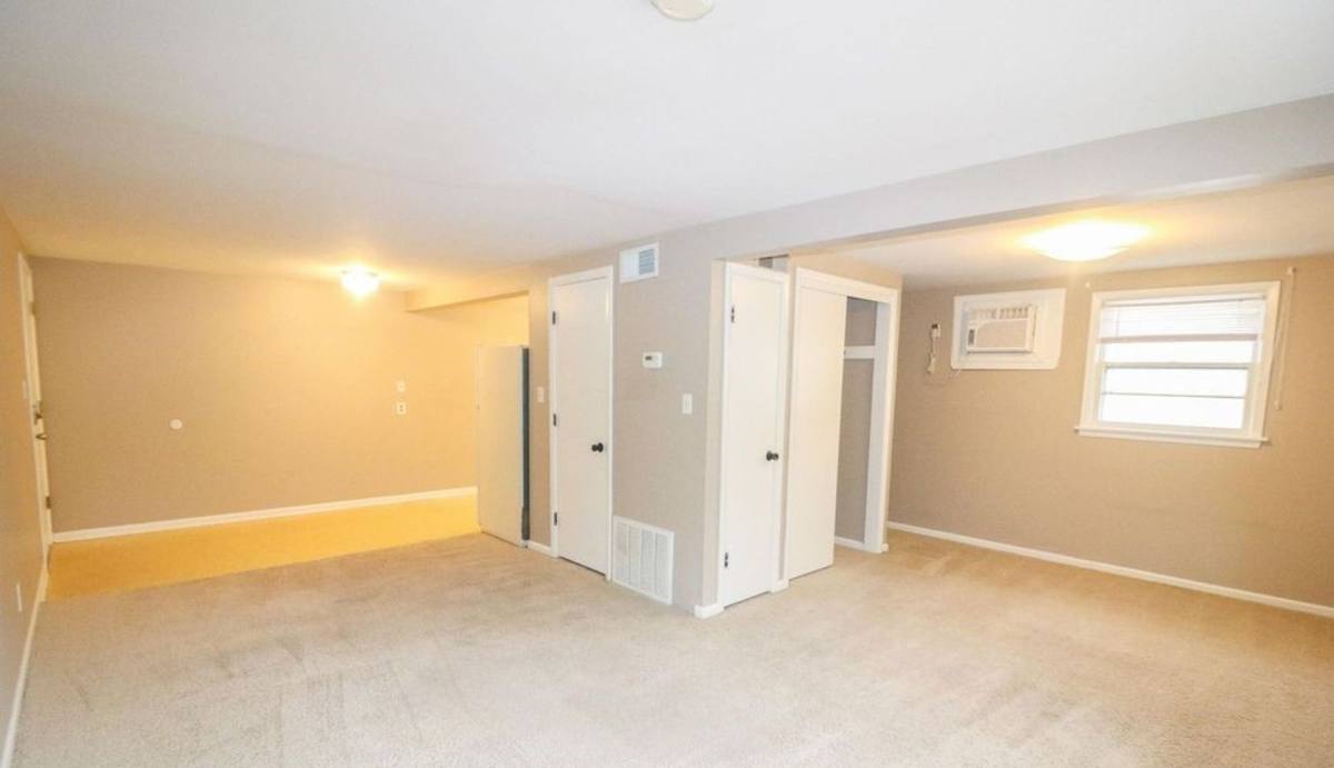 Apartment for rent at 2102 Sloan, Manhattan, KS 66502