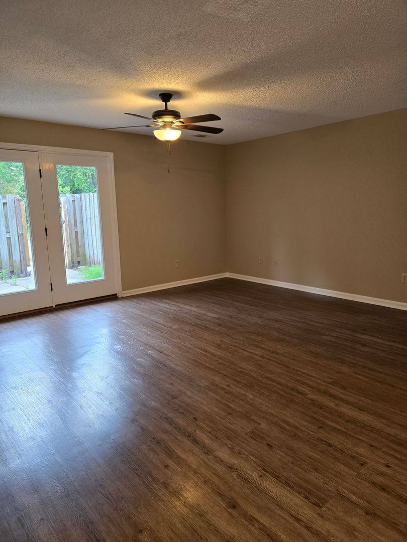 Townhouse for rent at 9814-A Whitfield Ave, Savannah, GA 31406