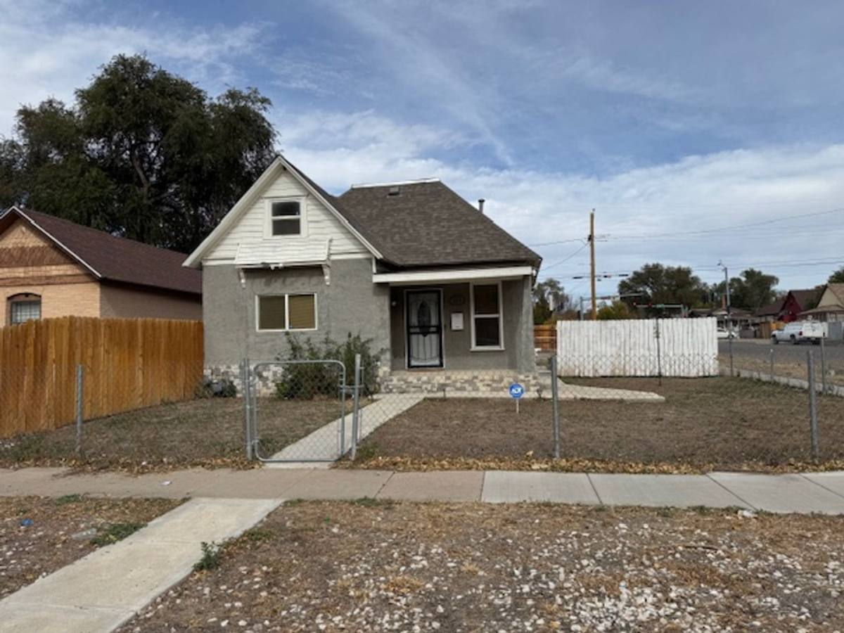 House for rent at 829 E 3rd St, Pueblo, CO 81001
