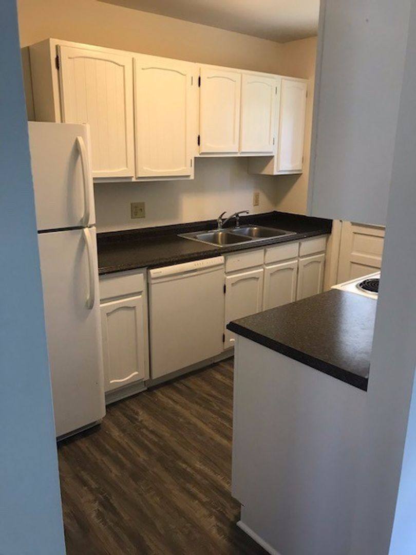 Apartment for rent at 110 Courthouse Rd #J-4, Blackstone, VA 23824