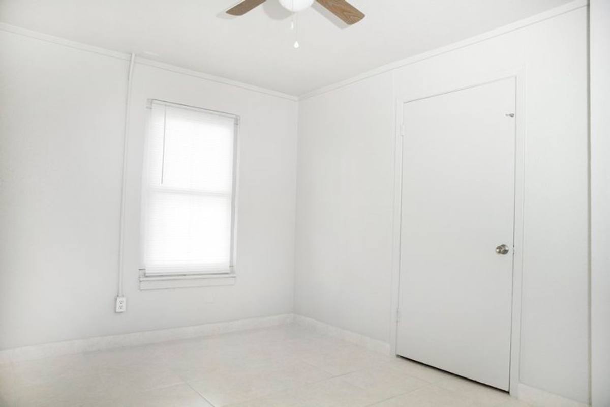 Apartment for rent at 220 S 25th Ave, Edinburg, TX 78542