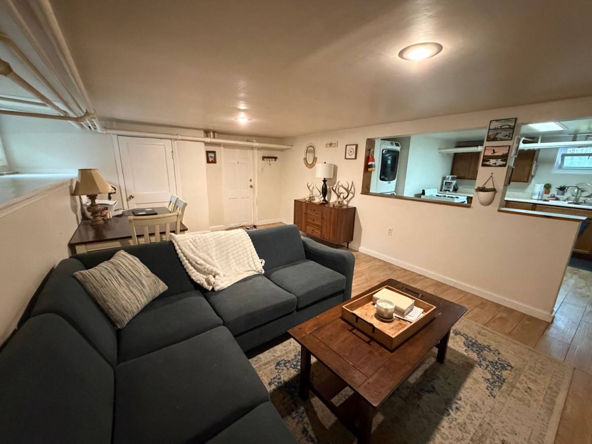 Apartment for rent at 407 Adams St, Annapolis, MD 21403