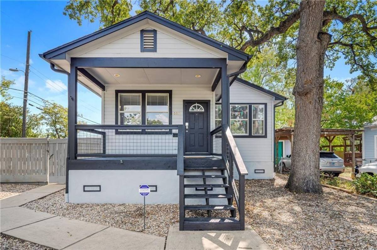 House for rent at 607 W 35th St, Austin, TX 78705