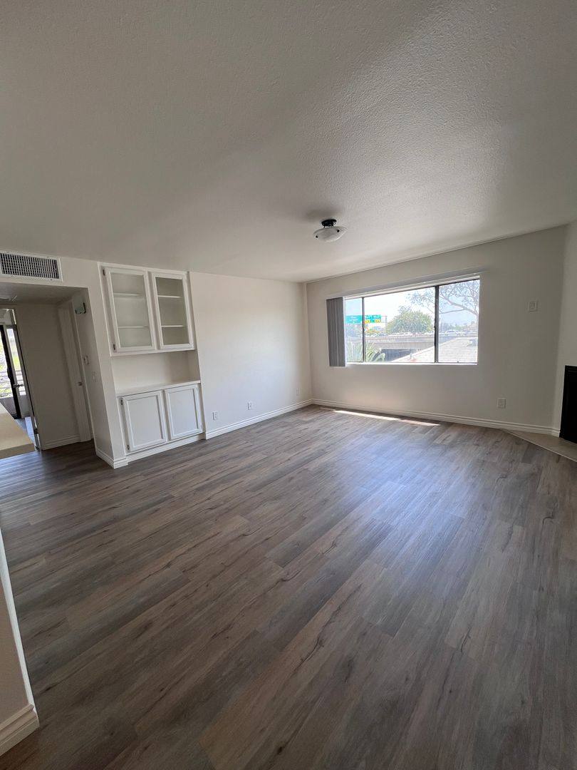 Apartment for rent at 2449 S Barrington Ave, Los Angeles, CA 90064