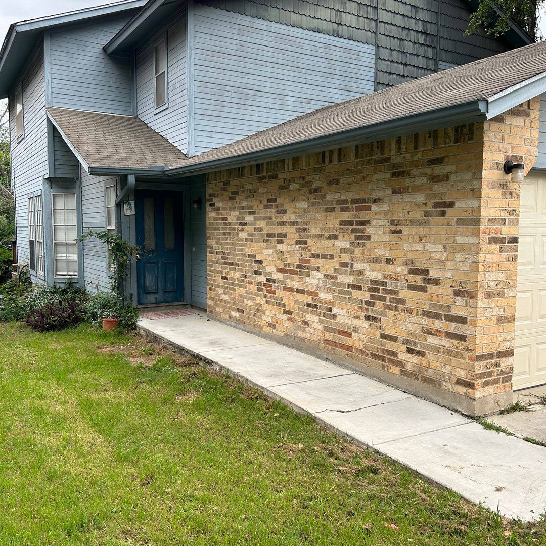 Townhouse for rent at 1700 Waterloo Trail #A, Austin, TX 78704