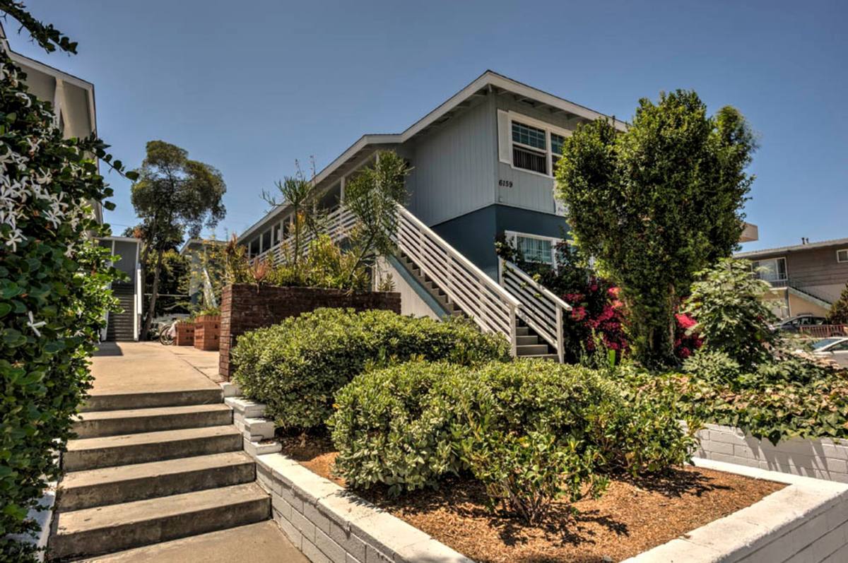 Apartment for rent at 6159-6165 Montezuma Rd, San Diego, CA 92115
