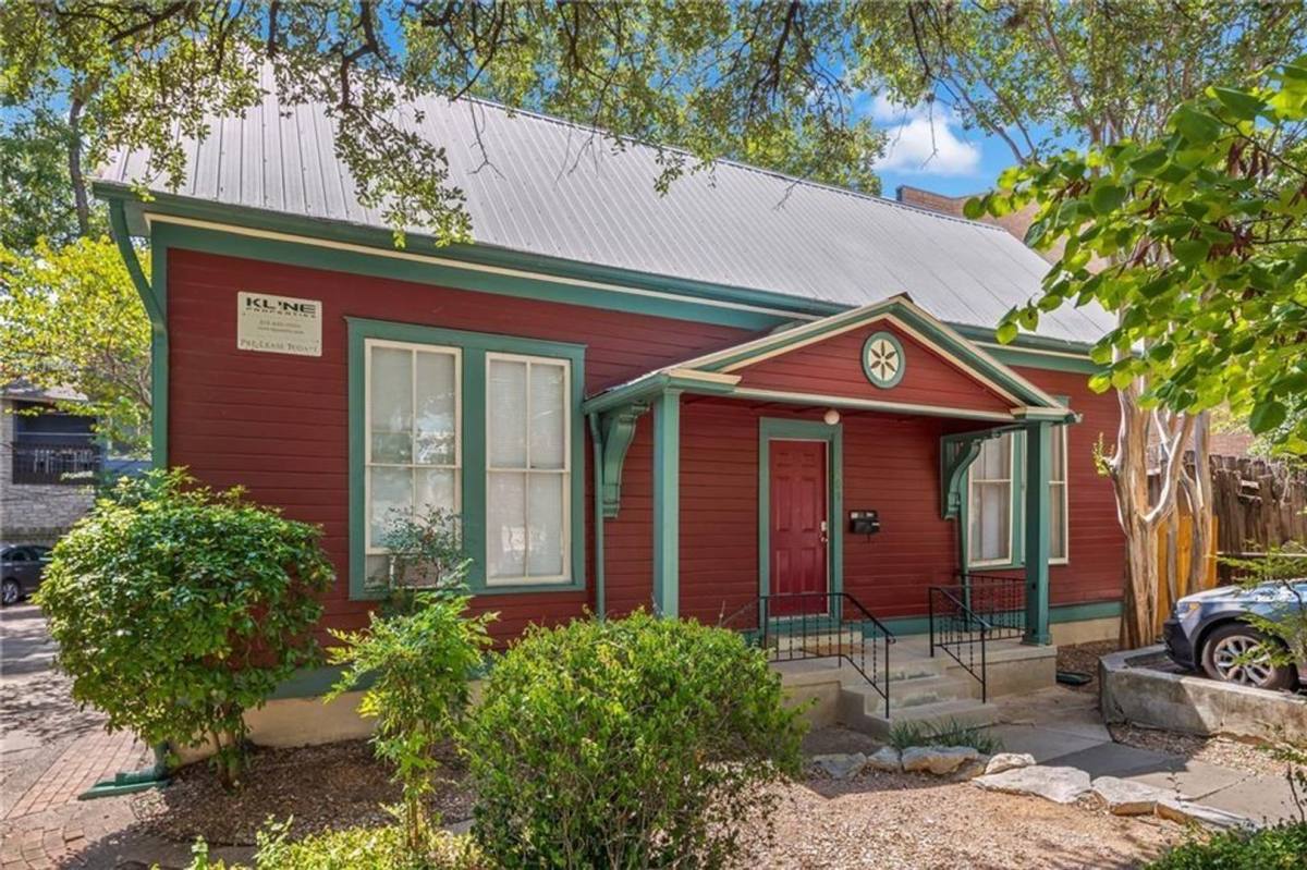 House for rent at 209 E 31st St, Austin, TX 78705