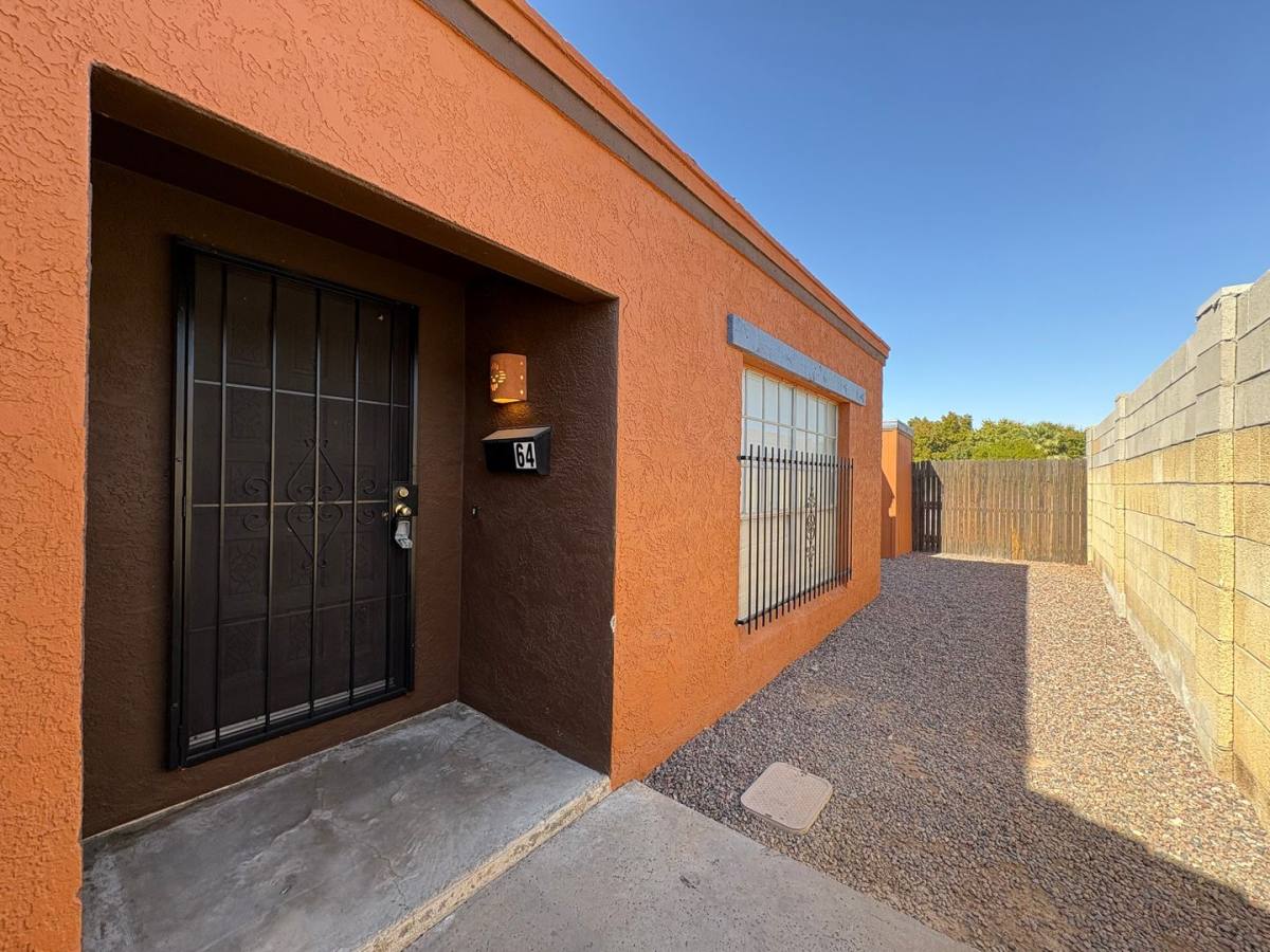 House for rent at 64 W Brown Rd, Mesa, AZ 85201